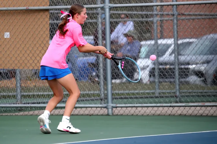 KHS sweeps Mountaineers